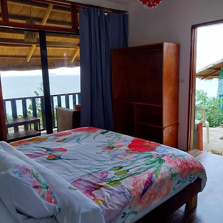Miley Lodging Restobar New Busuanga Екстер'єр фото