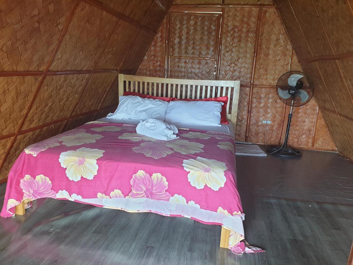 Miley Lodging Restobar New Busuanga Екстер'єр фото