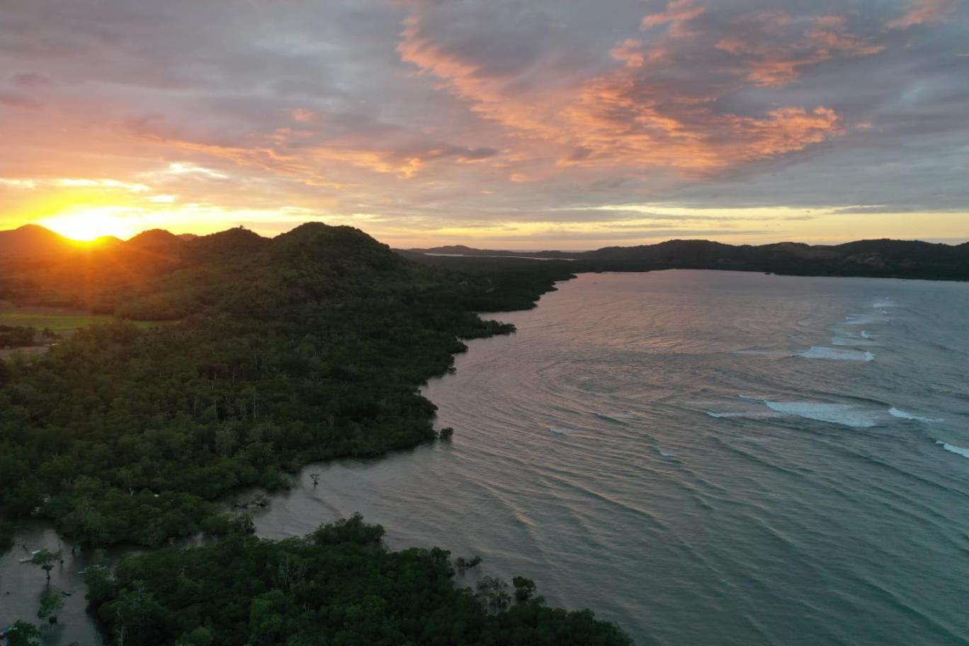 Miley Lodging Restobar New Busuanga Екстер'єр фото